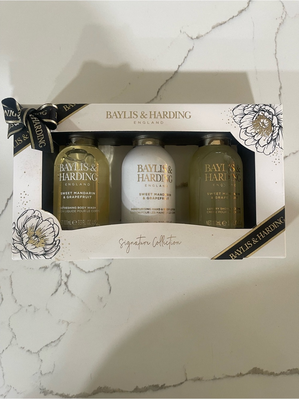 Baylis and Harding Mandarin & Grapefruit Bath & Body Gift Set - White/Green